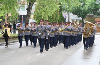 снимка 15 Да се надсвирваш с времето