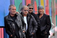 снимка 26 Концерт на Deep Purple от фестивала в Монтрьо