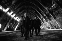 снимка 12 Горящи сърца