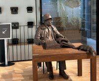 снимка 15 Умберто Еко - библиотеката на света