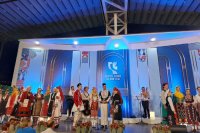 снимка 8 Старите песни на нов глас 2025