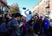 снимка 8 Бунтът на масите