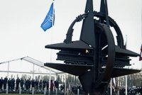 снимка 26 Война на истина