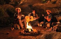 снимка 2 Бащината къща