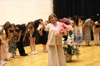 снимка 8 Крилете на песента