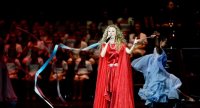 снимка 32 Гиздава - концерт на Деси Добрева