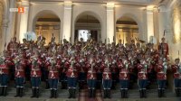 снимка 2 С името на родината