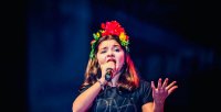 снимка 12 Гиздава - концерт на Деси Добрева