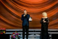снимка 12 Време за обичане